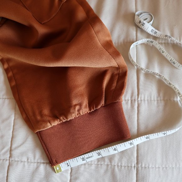 Banana Republic Copper Satin Cargo Joggers - Picture 6 of 9